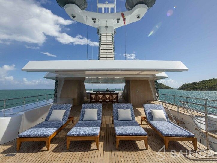 Feadship 198 - Yacht Charter Sailica