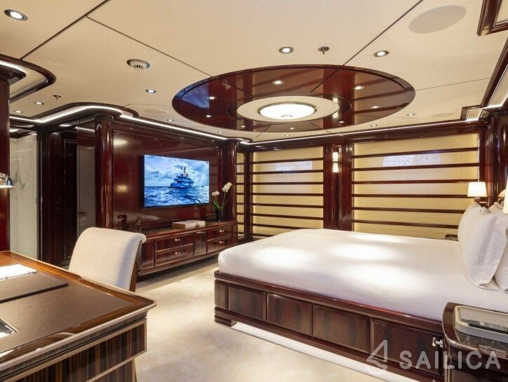 Feadship 198 - Yacht Charter Sailica