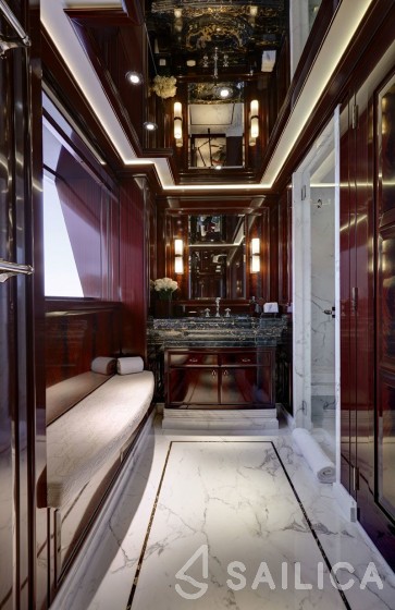 Feadship 198 - Yacht Charter Sailica