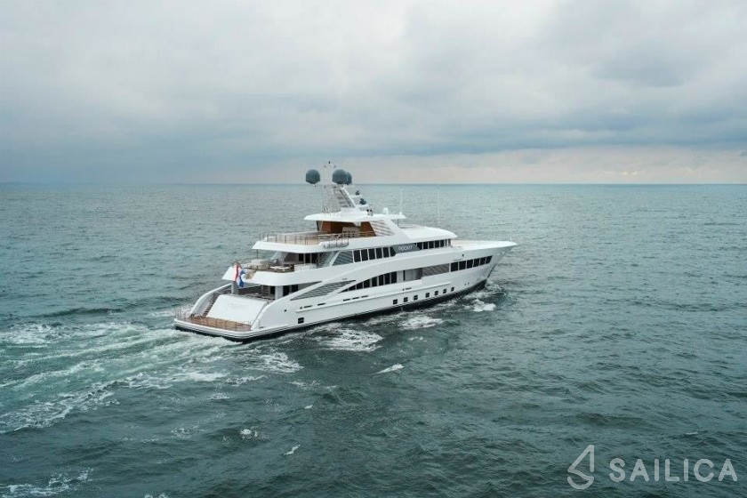 Feadship 198 - Yacht Charter Sailica
