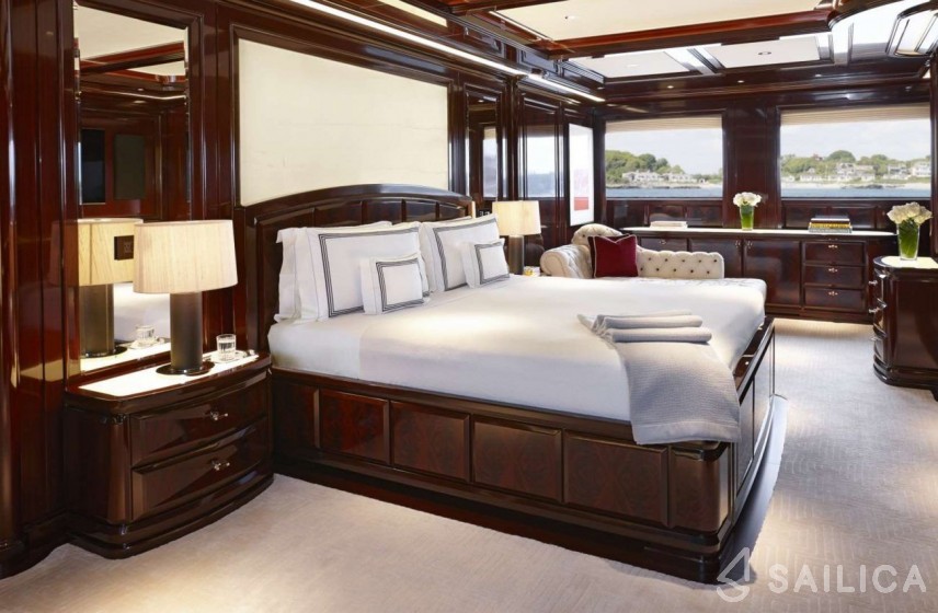 Feadship 198 - Yacht Charter Sailica