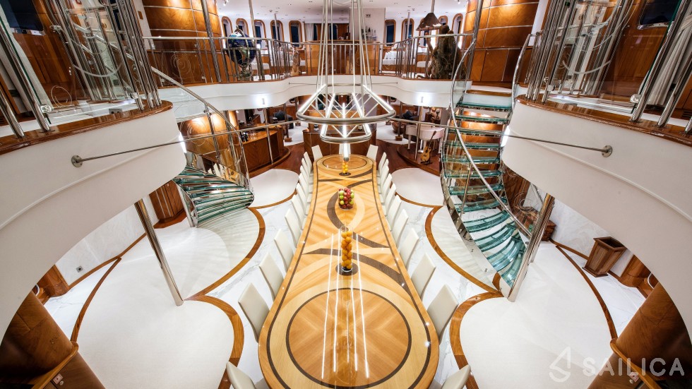 Vuyk en Zonen 70 - Yacht Charter Sailica