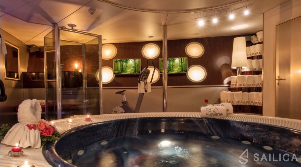 Vuyk en Zonen 70 - Yacht Charter Sailica