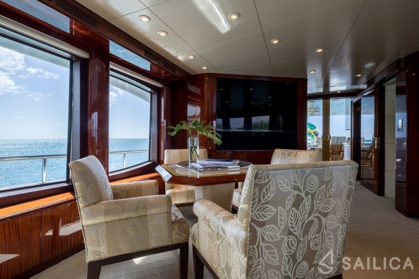 Louisbourg 120 - Yacht Charter Sailica