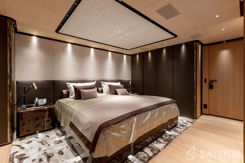 Tankoa S501 - Yacht Charter Sailica