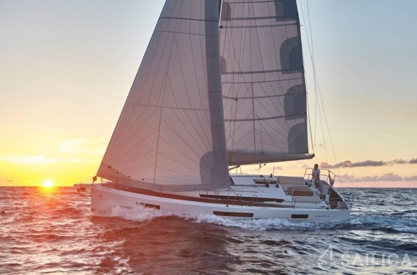 Sun Odyssey 440 - Yacht Charter Sailica