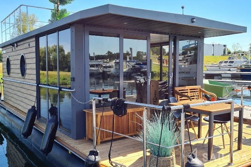 La Mare Apart XL - Yacht Charter Sailica