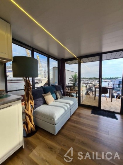 La Mare Apart XL - Yacht Charter Sailica