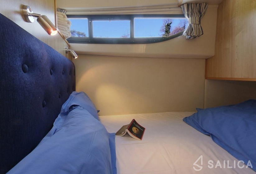 Le Boat Magnifique - Yacht Charter Sailica