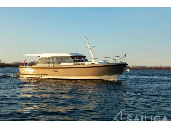 Linssen Grand Sturdy 40.0 Sedan - Yacht Charter Sailica