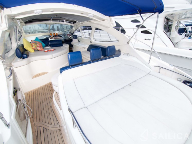 Azimut 55 - Yacht Charter Sailica