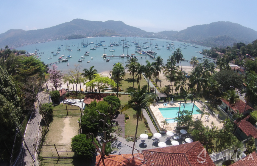 Cabo Horn 35 - Yacht Charter Sailica