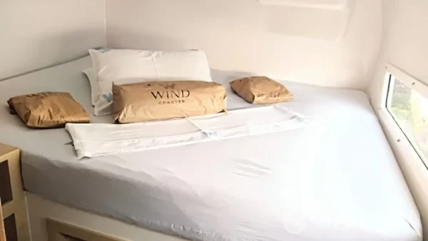 CatFlash 43 - Yacht Charter Sailica