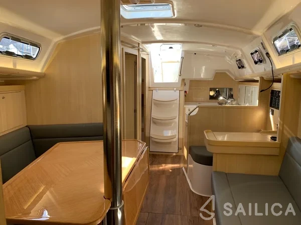 Delta 36 - Yacht Charter Sailica