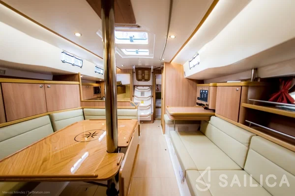 Delta 41 - Yacht Charter Sailica