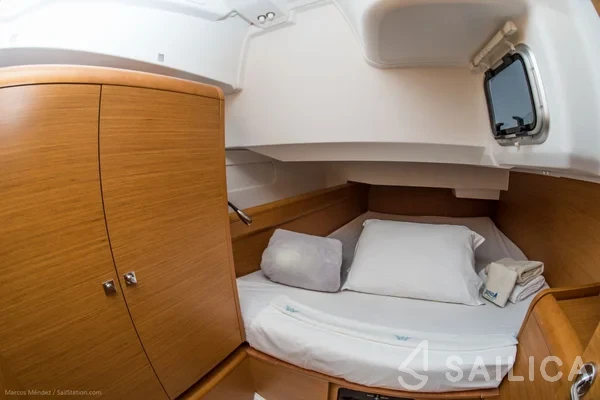 Sun Odyssey 419 - Yacht Charter Sailica