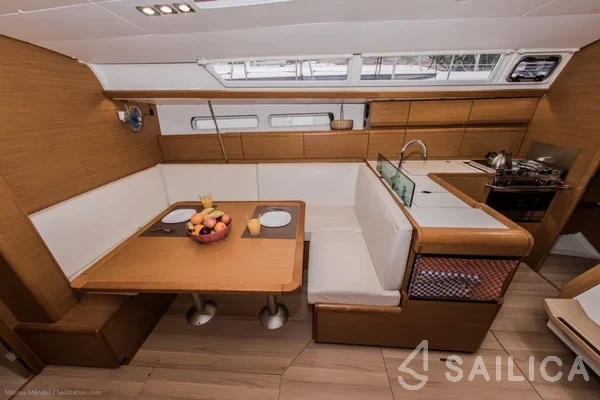 Sun Odyssey 419 - Yacht Charter Sailica