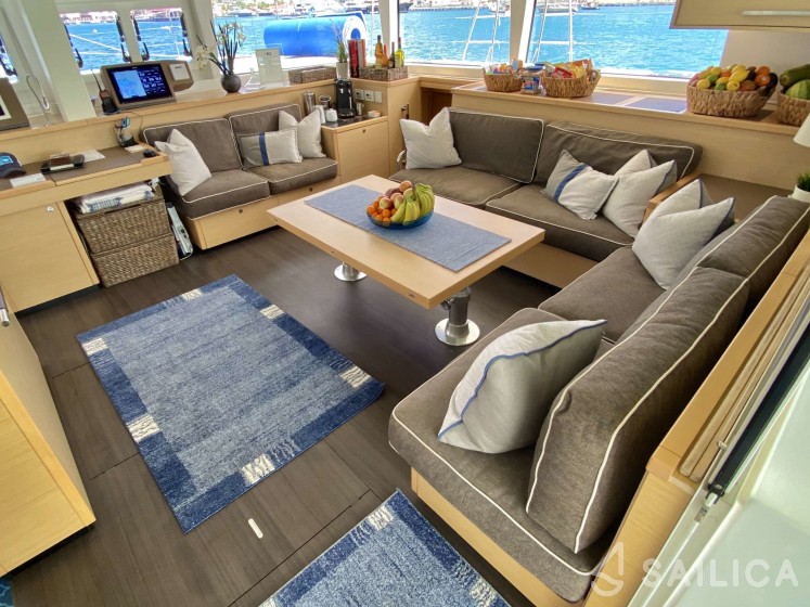 Lagoon 560 - Yacht Charter Sailica