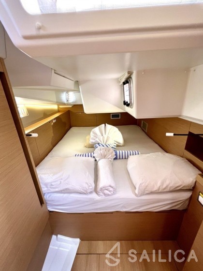 Sun Odyssey 49 - Yacht Charter Sailica