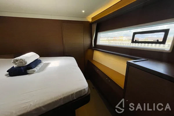 Lagoon 52F - Yacht Charter Sailica