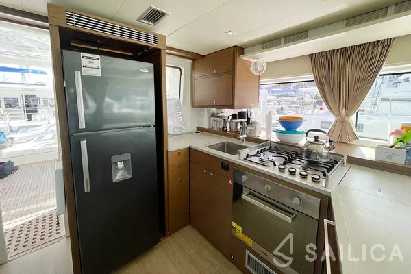 Lagoon 52F - Yacht Charter Sailica