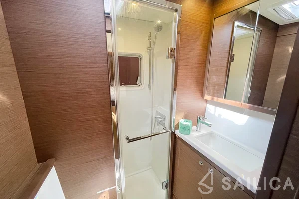 Lagoon 52F - Yacht Charter Sailica
