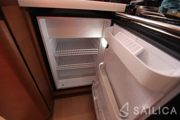 Sun Odyssey 440 - Yacht Charter Sailica