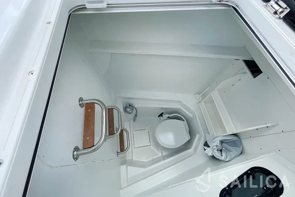 Bali 4.8  - Yacht Charter Sailica