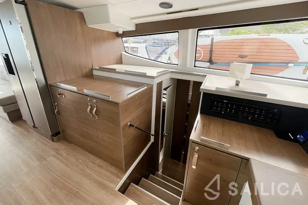 Bali 4.8  - Yacht Charter Sailica