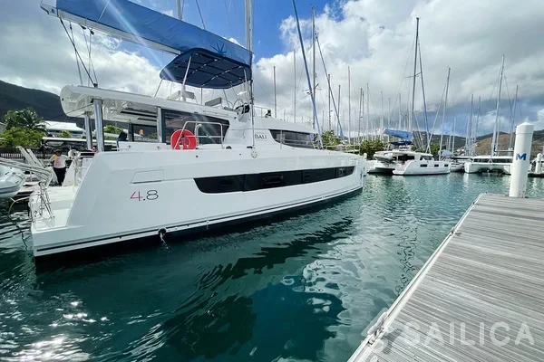 Bali 4.8  - Yacht Charter Sailica