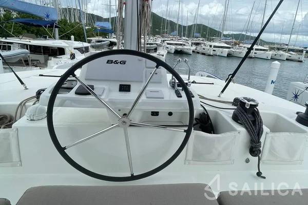 Lagoon 50 - Yacht Charter Sailica