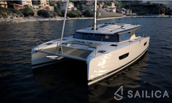 Astréa 42 - Yacht Charter Sailica