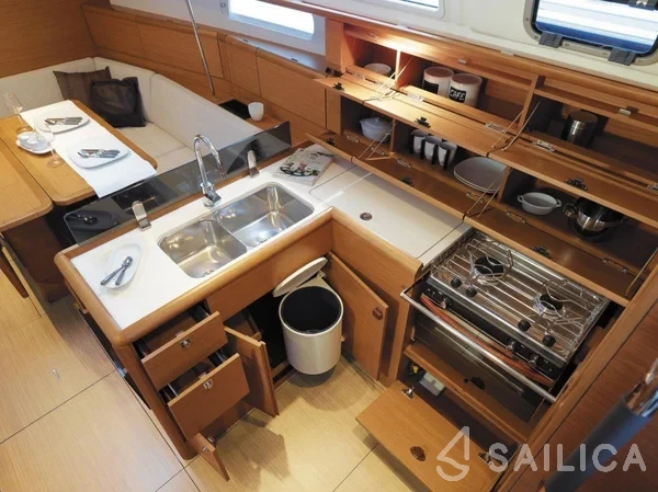 Sun Odyssey 389 - Yacht Charter Sailica