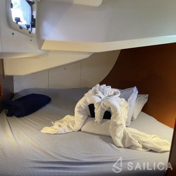 Hanse 445 - Yacht Charter Sailica