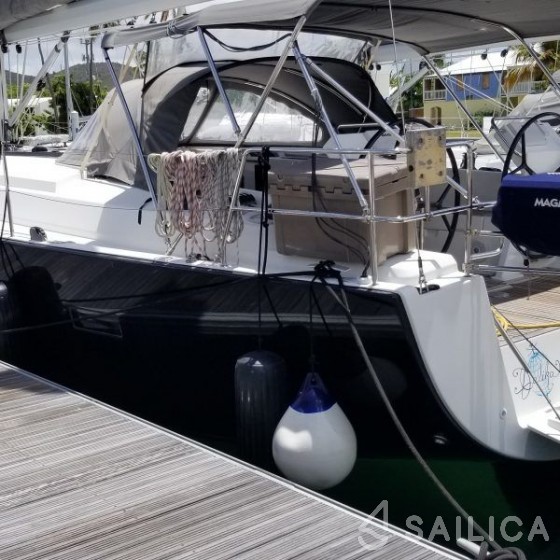 Hanse 445 - Yacht Charter Sailica