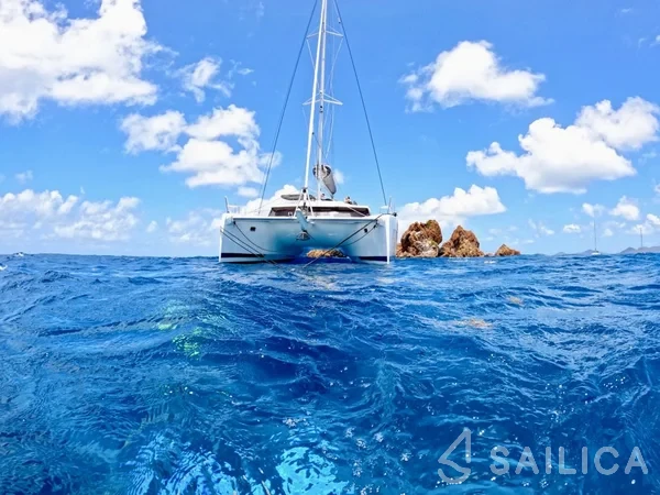 Elba 45 - Yacht Charter Sailica