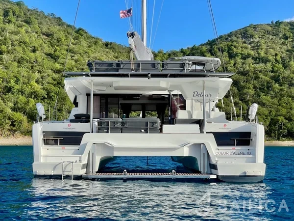 Elba 45 - Yacht Charter Sailica