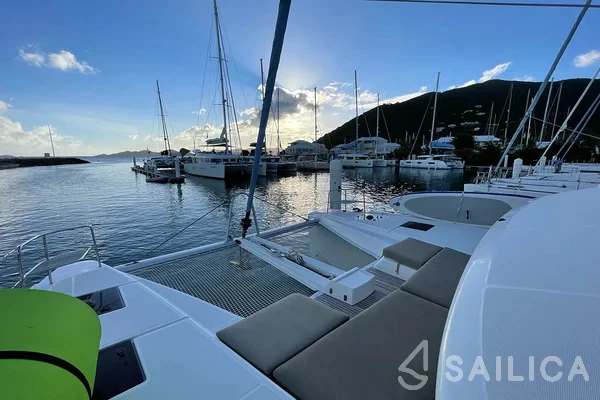 Lagoon 50 - Yacht Charter Sailica