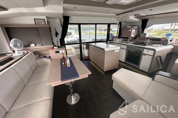 Aura 51 - Yacht Charter Sailica