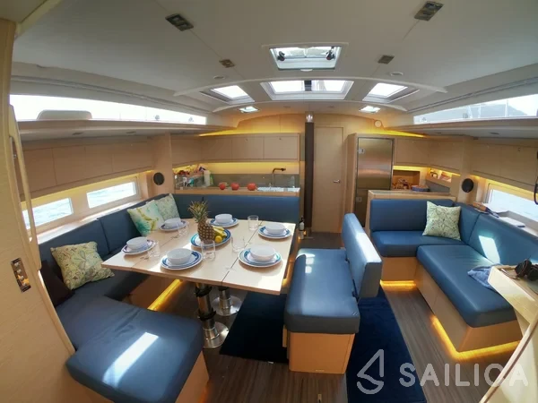 Dufour 530 - Yacht Charter Sailica