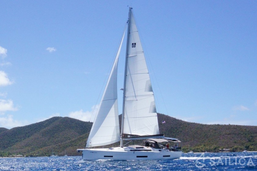 Dufour 530 - Yacht Charter Sailica