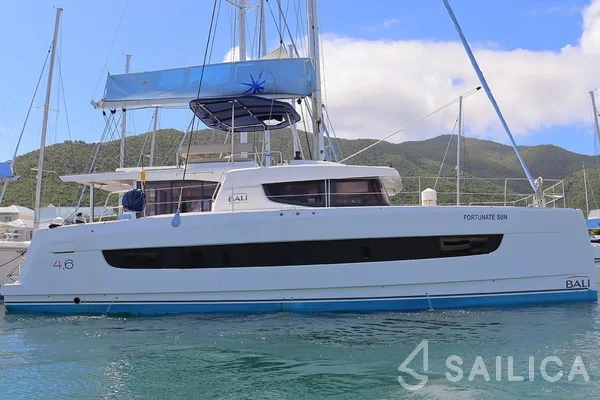 Bali 4.6 - Yacht Charter Sailica