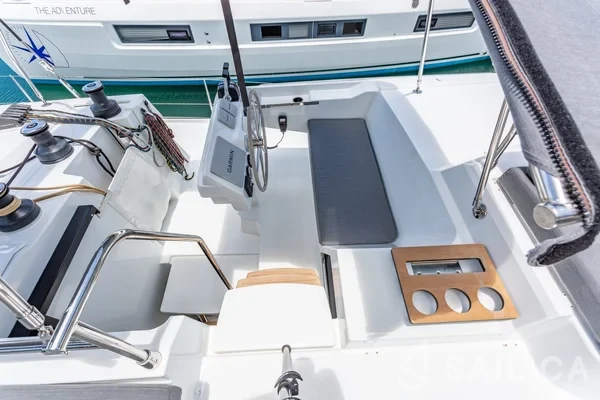 Elba 45 - Yacht Charter Sailica