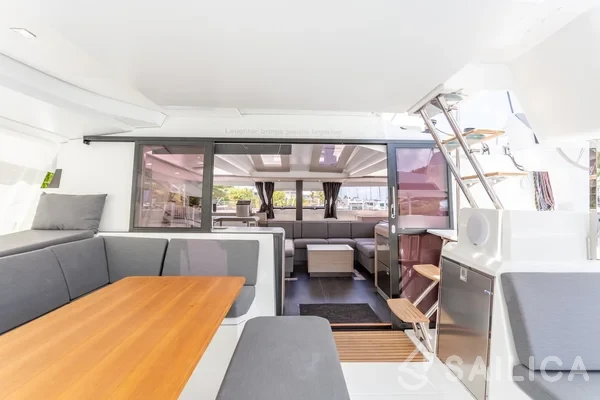 Elba 45 - Yacht Charter Sailica