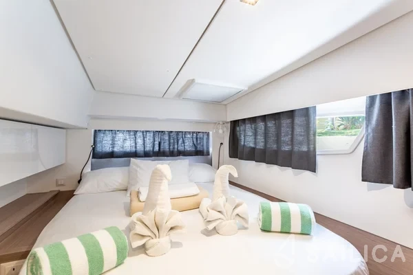 Elba 45 - Yacht Charter Sailica