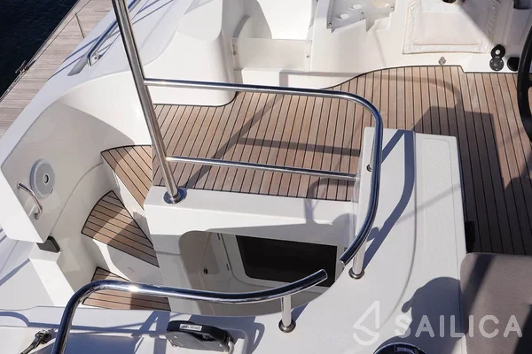 Lagoon 52F - Yacht Charter Sailica
