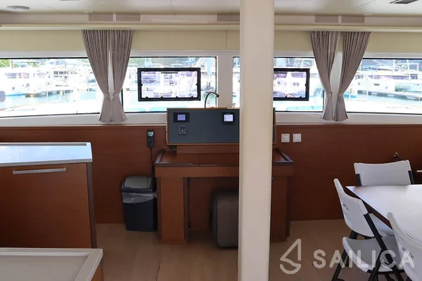 Lagoon 52F - Yacht Charter Sailica