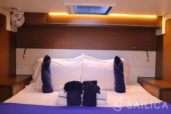 Lagoon 52F - Yacht Charter Sailica