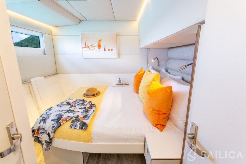 Voyage 590 - Yacht Charter Sailica