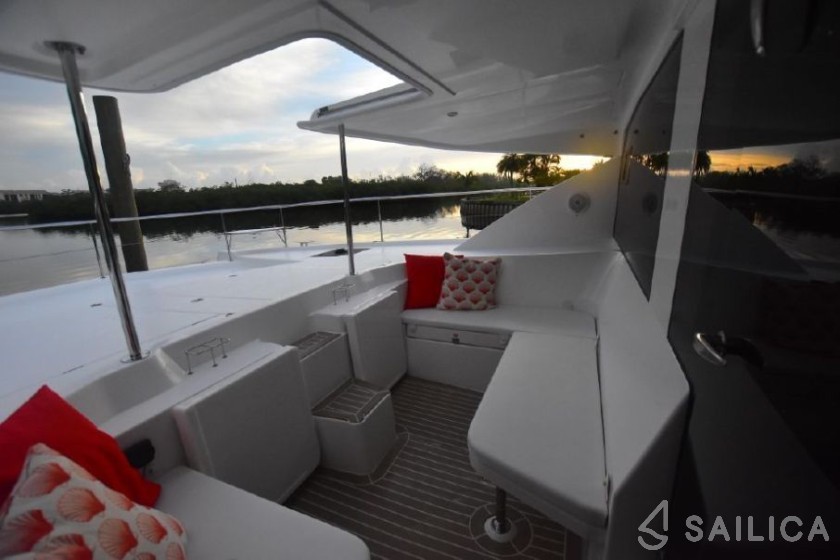 Leopard 51 PC - Yacht Charter Sailica